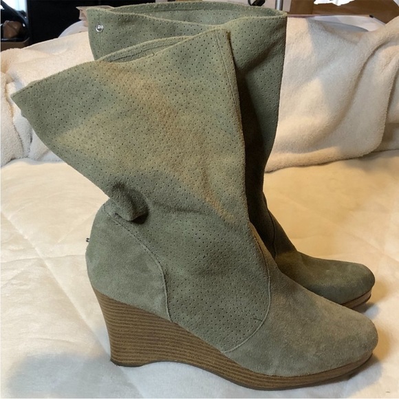 Wedge green suede slouch boots - Picture 3 of 8